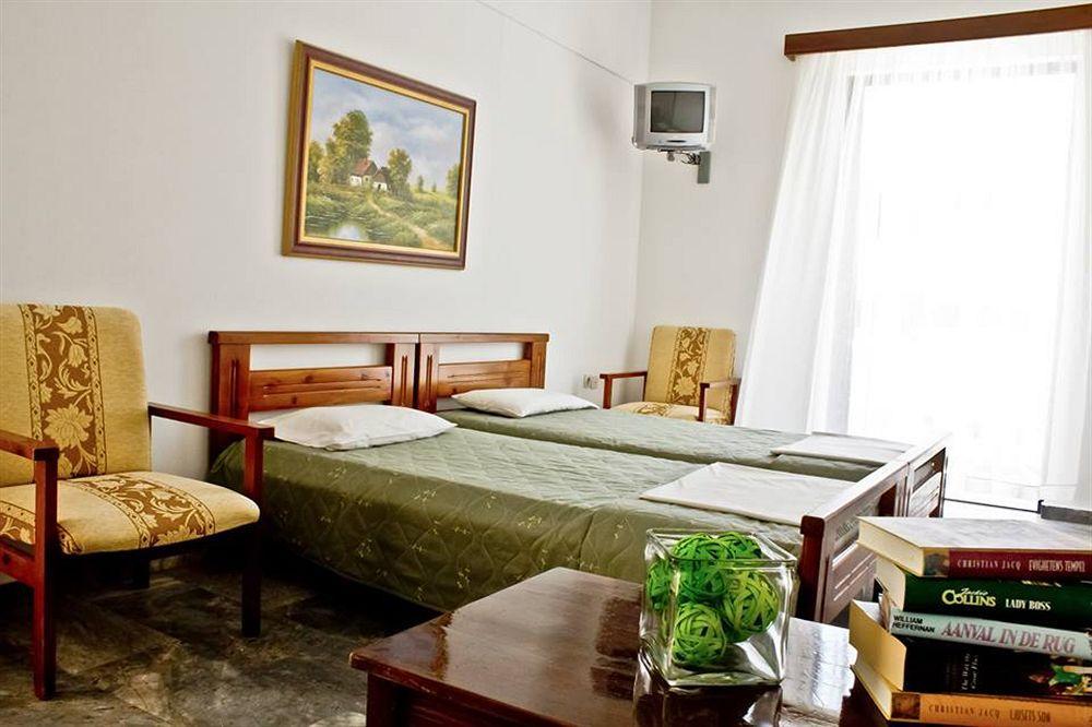 Cretan Sun Aparthotel Adelianos Kampos Exterior foto